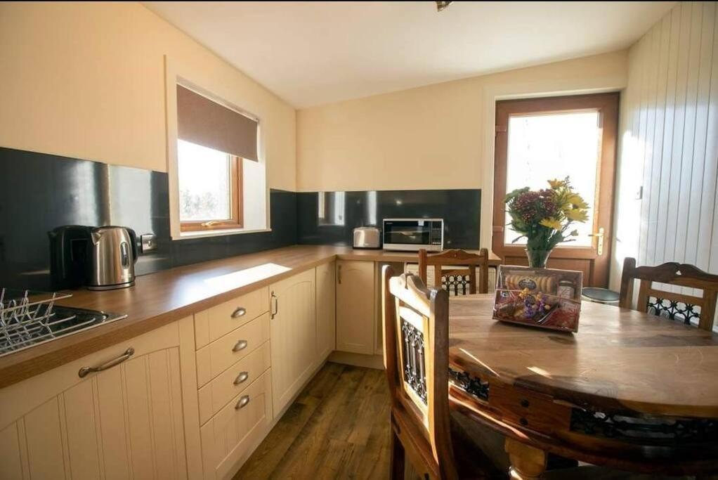 Torran Cottage - Views, Exclusivity & Tranquility Halkirk Esterno foto